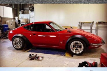 OK, this is actually pretty cool. MX5 with a Toyota 2000GT Front and Rear Conversion