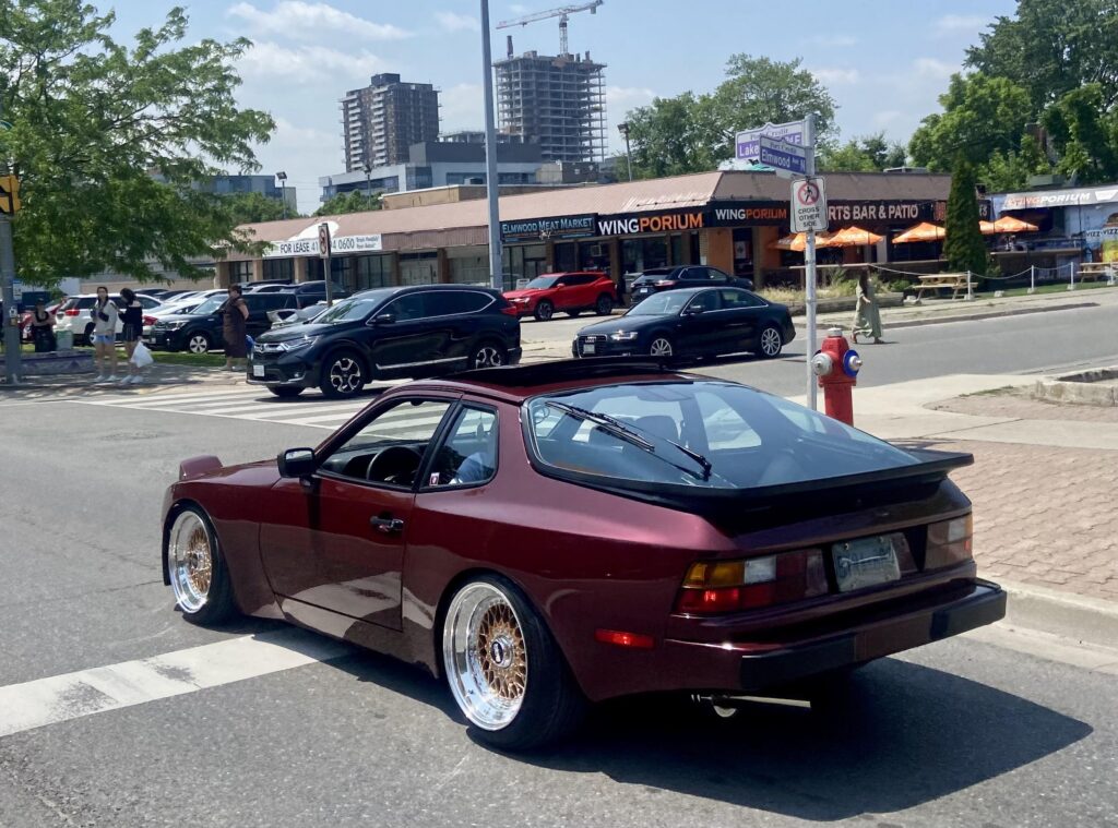 Porsche 944 on bbs super rs rims.