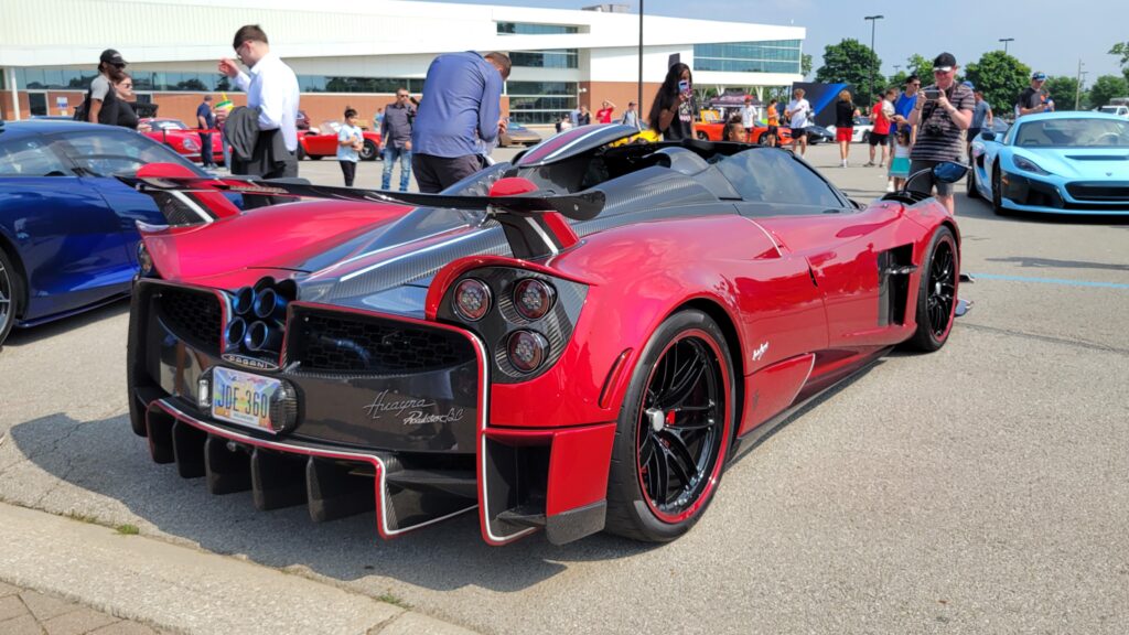 Pagani Huayra BC Roadster [4032x2268]