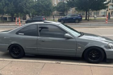 Spotted this Mint beauty downtown. Then got caught taking a picture 🫠🥴