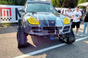 Another way of making useless car nore useful.