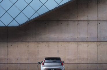 Electric Volvo car drivers will get access to 12,000 Tesla Superchargers across the United States, Canada and Mexico as Volvo Cars adopts North American Charging Standard