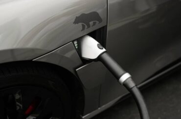 Wisconsin Republicans vote to raise fees on electric vehicles