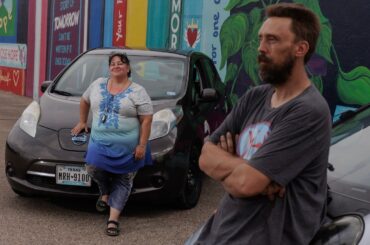 Street-racing in Nissan Leaf, EV enthusiast pushes Texans to go electric - The Washington Post