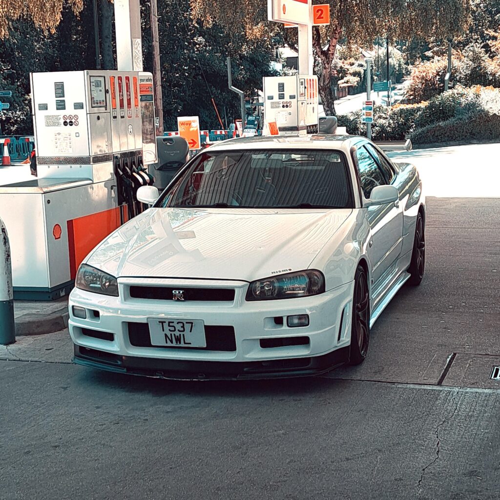 Nissan Skyline GTR (2741x2741)