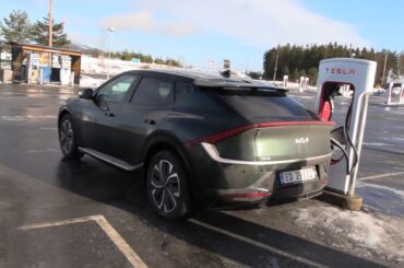 Experience at Tesla Superchargers Depends on Much More than Access and NACS
