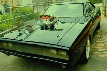 A family car - 1970 Dodge Charger R/T [1080x608]