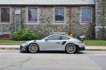 Porsche GT2RS [4032x3024]