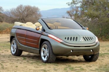 Never let them cook again (2002 Mitsubishi S.U.P. Convertible Concept)
