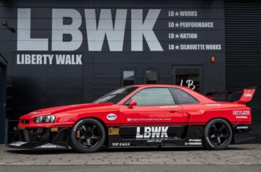 Liberty Walk's Nissan R34 Skyline Super Silhouette is awesome