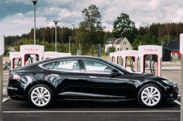 Tesla’s New Charging Standard Makes Competition Near-Impossible