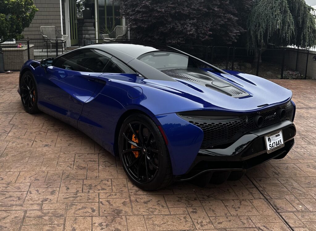 Took the plunge into the plug-in hybrid world with my McLaren Artura