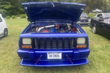 Jeep Cherokee XJ with custom made turbo kit and wide body