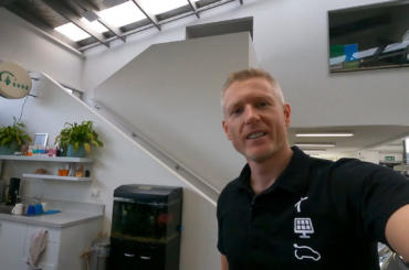 Mildly interesting: I found a 12 year old Nissan Leaf with just 325 km on the odometer and 95% healthy battery. It has that new car smell, too.