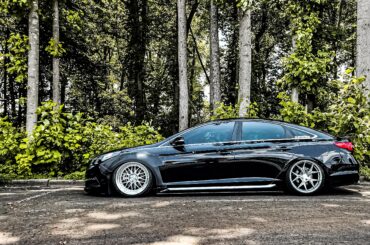 Work in progress wide body Sonata on Work Meister M1. (The rear wheels goes on tomorrow with the rest of the kit)