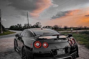 Nissan GTR [1080x1080]