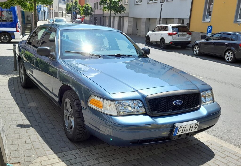 Ex US Police Crown Vic in Germany