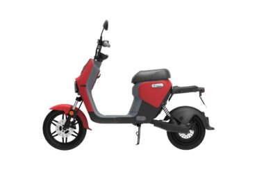 Segway B110s 1.8kw 28mph Electric Moped Static Review vs NIU UQiGT Pro - 4K : Green-Mopeds.com