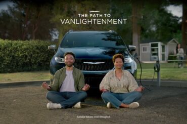 Chrysler Pacifica Plug-in Hybrid | Vanlightenment | Courage