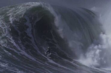 The Mercedes-Benz Surfboard for Garrett McNamara - Mercedes-Benz original