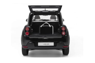 E-MEHARI Styled by Courrèges a meaningful partnership - La Traction Créative