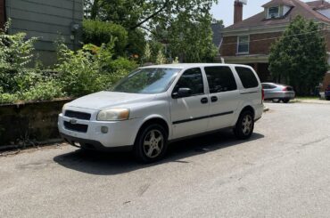 Chevrolet Uplander: if “you look easy to draw” was a car