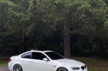 Damn, she's so damn clean..