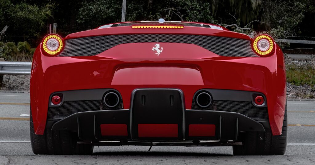 Ferrari 458 Speciale [4921 × 2575]