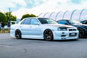Very pretty R34
