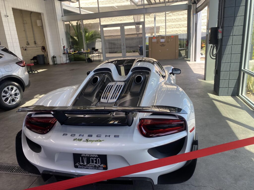 [918 spyder] spotted at an auto body shop