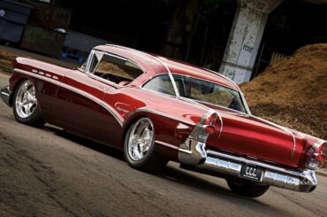 1957 Buick Roadmaster [1457x971]