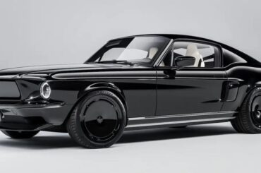 Old 1967 Mustang reborn as electriv version still feels like mafia [2522x1468]