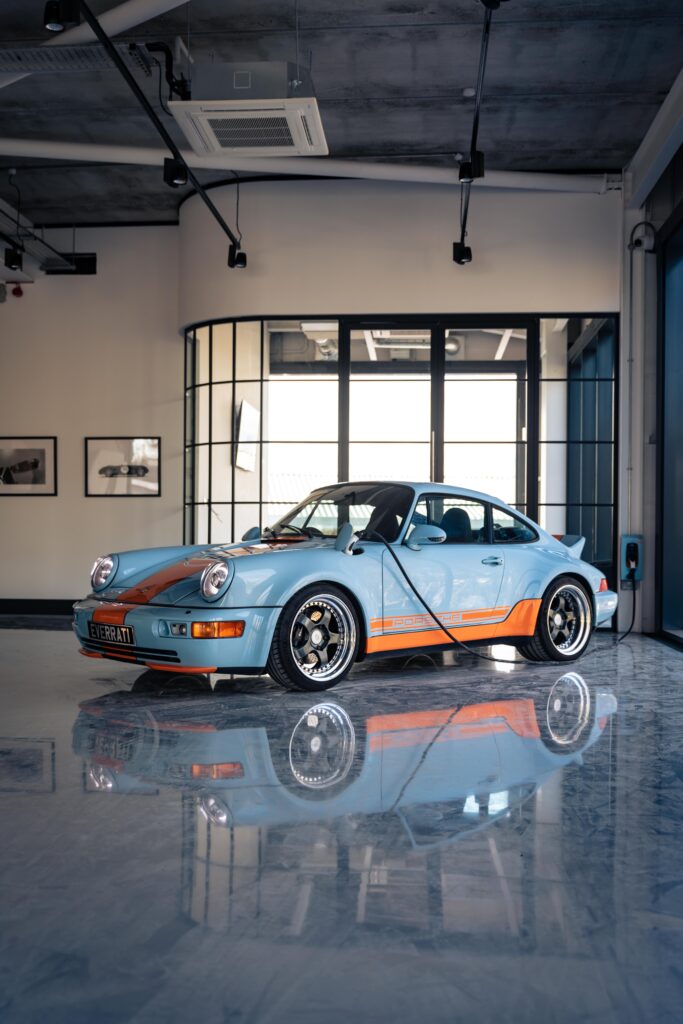 Porsche 911 (964) Gulf Signature Edition by Everrati [5500x8200] (Shot on Nikon D850)