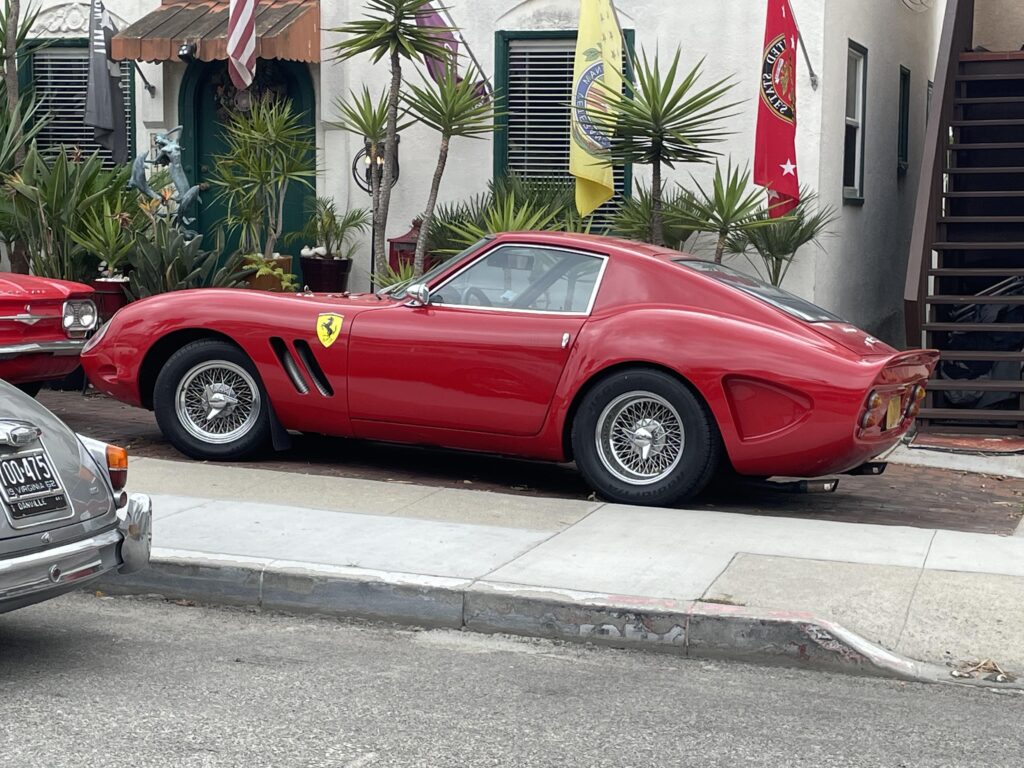 [Unknown Ferrari] In Hermosa Beach CA- Might be Leno's?