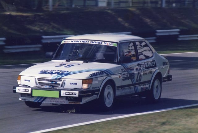 Saab 900s racing at the Saab Turbo Mobil Challenge (late 80's) - EVSHIFT