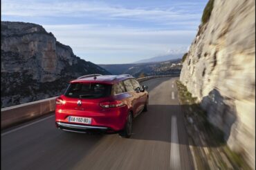 Essai Nouvelle Clio Estate par RENAULT TV | Groupe Renault
