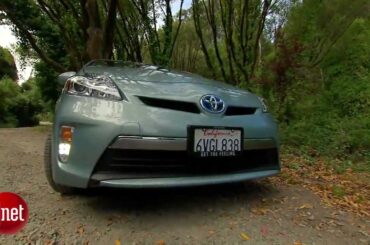2012 Toyota Prius Plug-in Hybrid - Car Tech