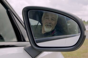 Parallel Parking Tips | Mercedes-Benz UK