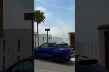 Fun in the sun with our T-Roc R-Line. 😄 The vehicle displayed shows optional equipment.