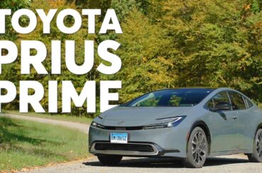 2023 Toyota Prius Prime Plug-in Hybrid | Talking Cars with Consumer Reports #432