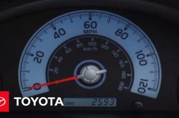 2007 - 2009 FJ Cruiser How-To: Shifting Part-Time 4-Wheel Drive System | Toyota