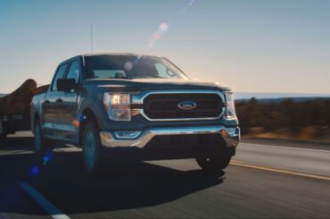 Head-to-Head | The 2023 Ford F-150 vs. GMC Sierra 1500| Ford Canada