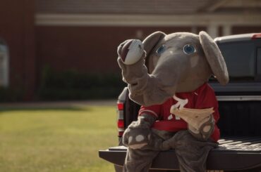 No Hands | 2023 Nissan Heisman House