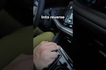 We’ve got your back with Trailer Assist.​#Volkswagen #VWTouareg #HowTo