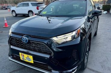 2022 Toyota RAV4 Prime SE Plug In Hybrid with 22,000 miles