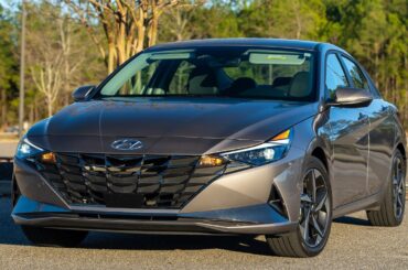 2023 Hyundai Elantra Hybrid Limited -- Great Value.. Don't Overlook This Car!