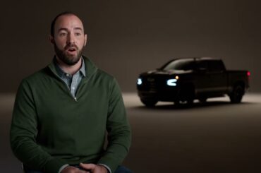 Chevy Truck Talks: How does Super Cruise™ alert me to take control?  | Chevrolet