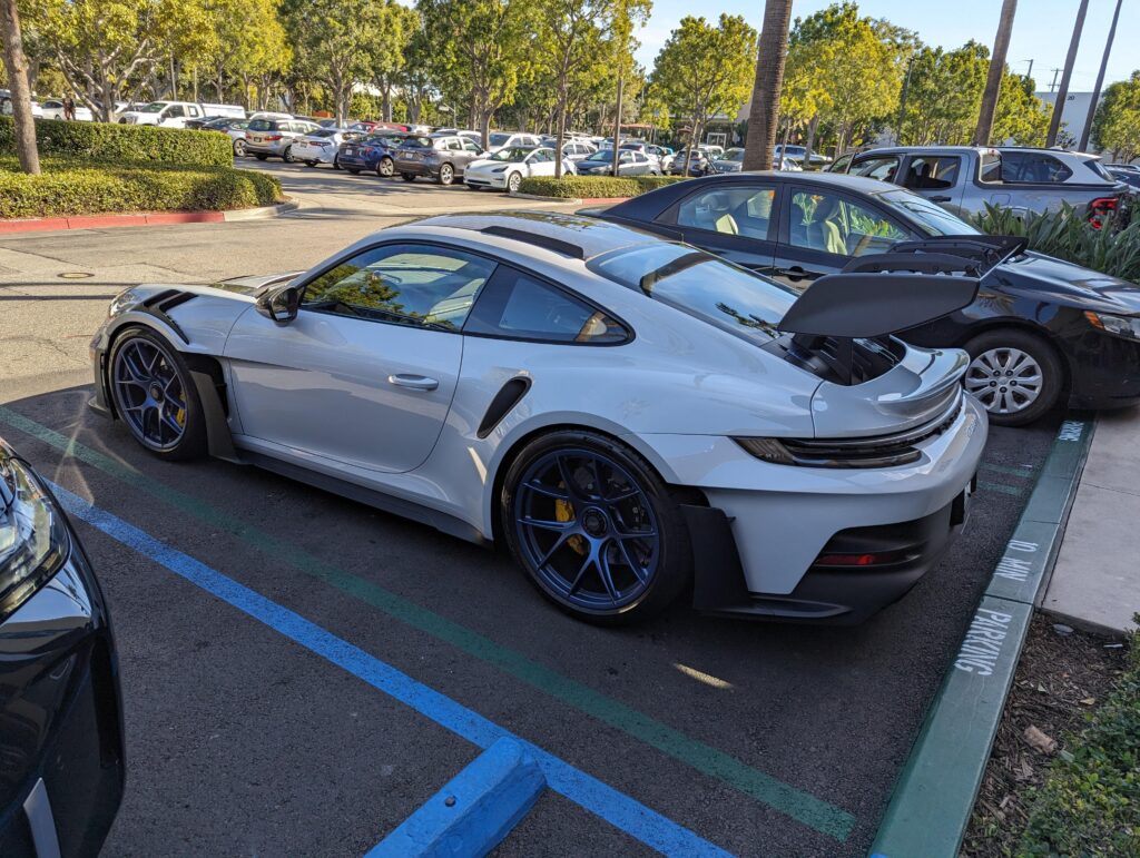 Spotted this beauty. Looks like a space ship!