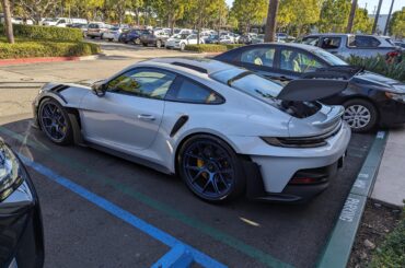 Spotted this beauty. Looks like a space ship!