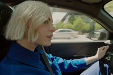 NEW PEUGEOT E-208 | Allure is confidence